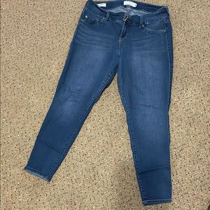 👖TORRID Jeggings